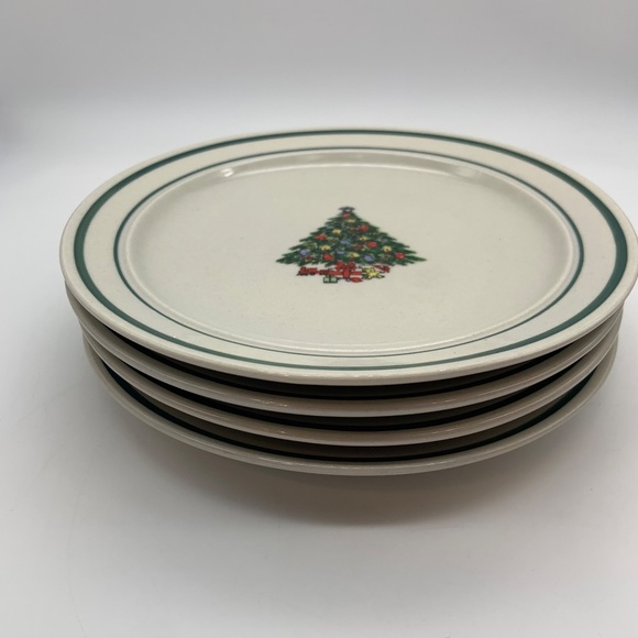Classic Christmas Tree Stoneware Plates Set of Four Christmas Dishes - Picture 3 of 9